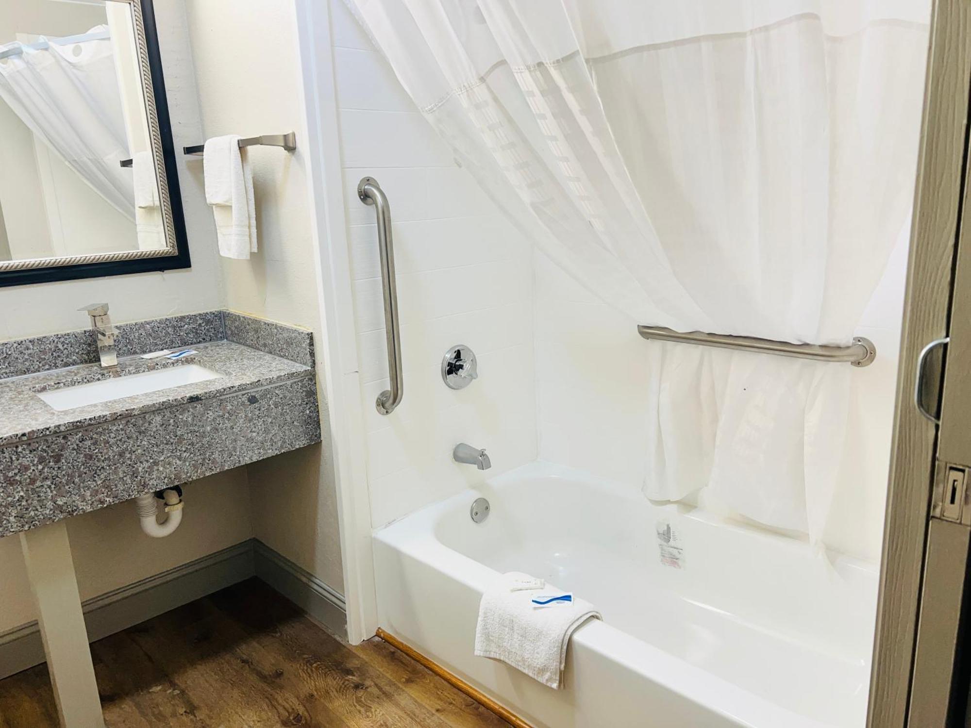Rosewood Inn By Oyo Union City I-69 외부 사진