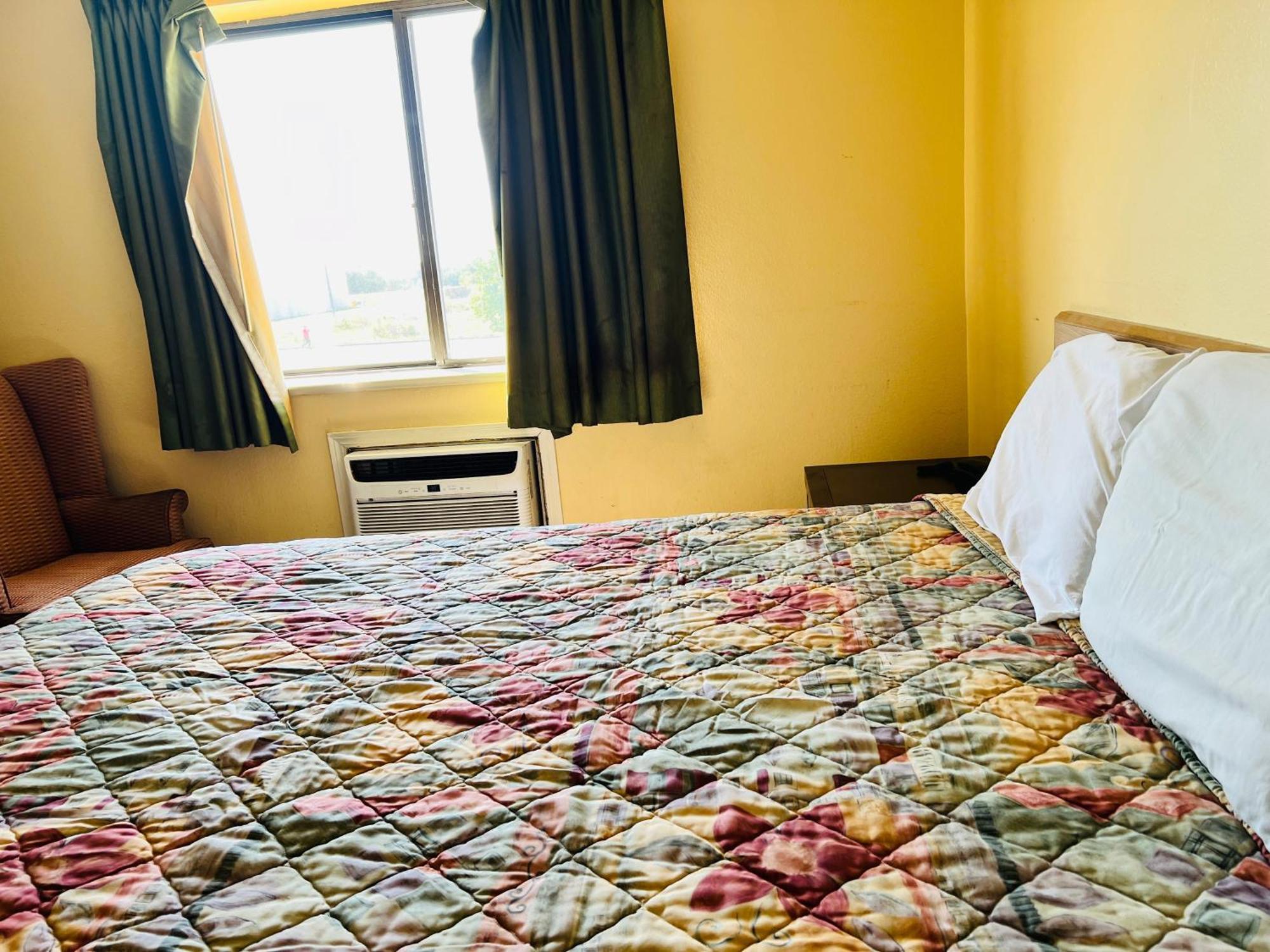 Rosewood Inn By Oyo Union City I-69 외부 사진